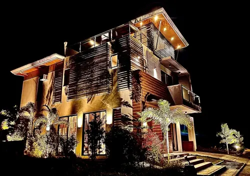 Staycation at Sandari BatulaoMountain side Living