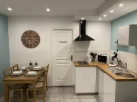 Superbe Logement Entierement Renové