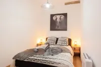 Charming T2 Apartment with Terrace in Mâcon - Near Train Station