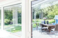 Oystercatcher vacation apartment with garden, terrace and beach chair