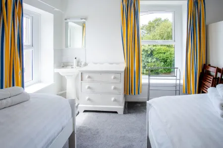 Fern Bank - 5 Bedroom House - Horton Отели в г. Пенрис