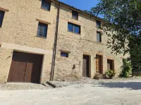 GrazieSole Farmhouse whole house exclusively, facing the Sibillini Mountains