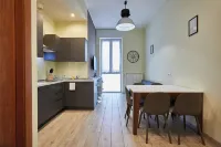 Charming apartment 3 bedrooms, 5 minutes walk from lake and train station