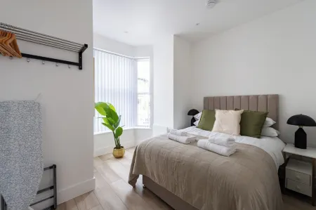 Apartments of Penzance, Apt 3