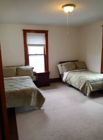 Quaint 3 bedroom house in the heart of Palmyra!