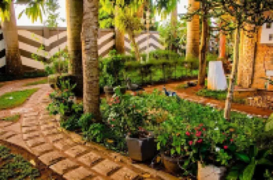 Large, beautiful wooded house in a unique vintage style, with 650m² of living space Hotels in 