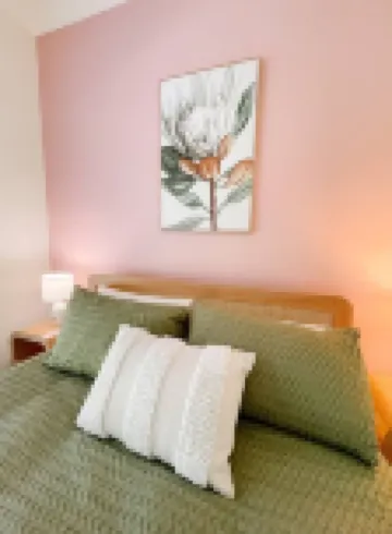 Wildwood Oasis: Hinterland & Coast Escape