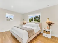 Charming Family Retreat in Miami: 10 Min from Miami International Airport Hotels in Westchester
