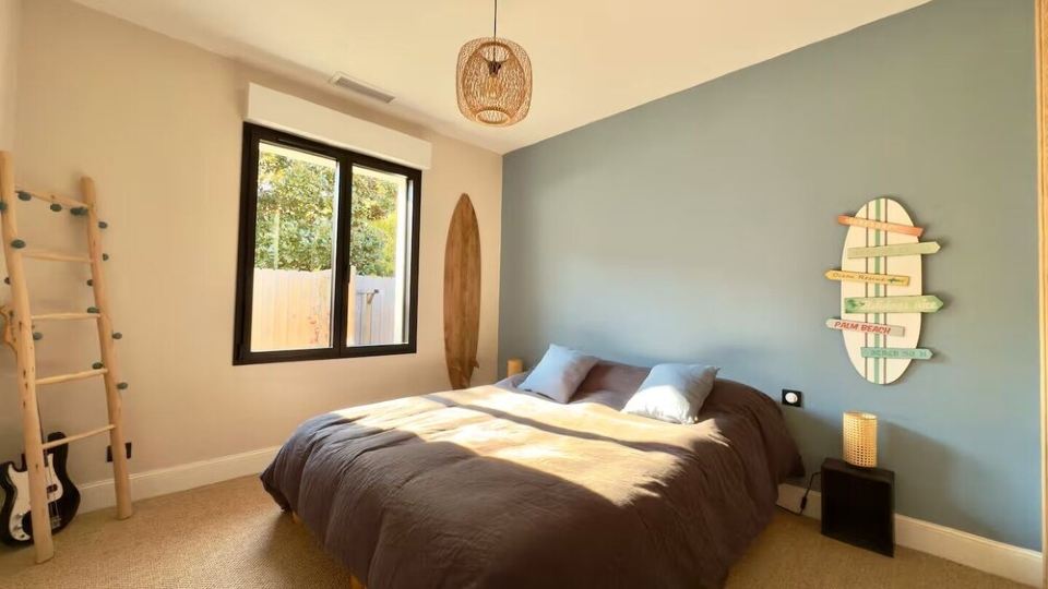 SUBLIME HOUSE WITH POOL JUST MINUTES FROM ARCACHON