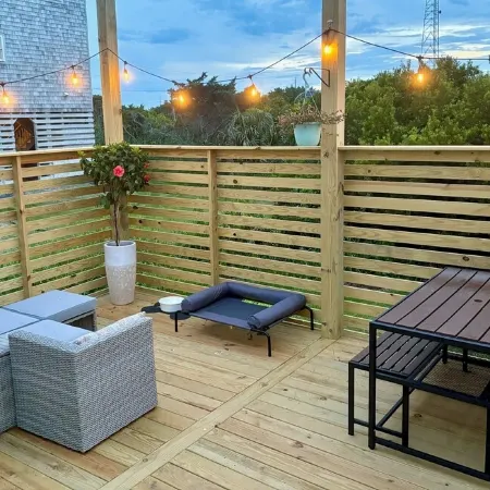Charming pet friendly studio 350 feet away from the Rodanthe Pier and the beach.