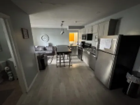 Heart of the Village: Steps to Mirror Lake & Main St