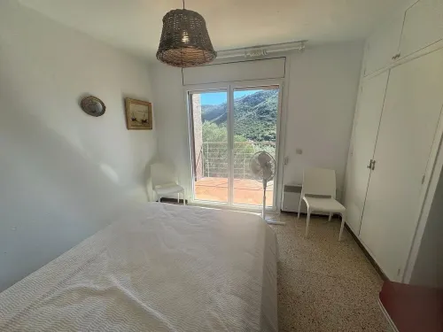 Superb sea view apartment with private pool! 5 minutes from the center.