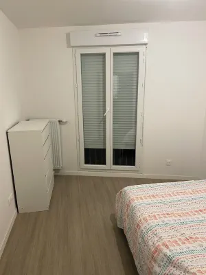 Whole house -Rosny sous bois, France Hotel in zona Stade Olympique de Rosny