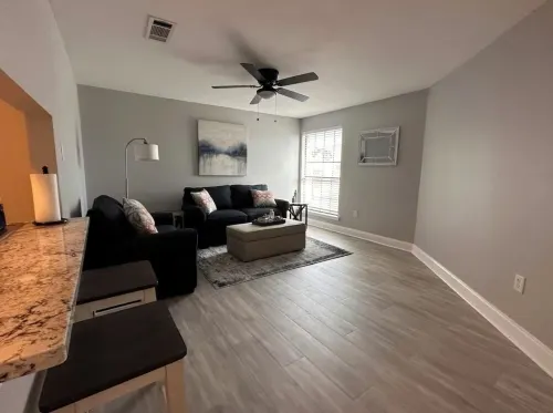 Soothing apartment with AC in charming Chalmette minutes from NOLA Hotels in Chalmette