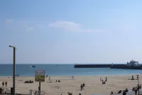 Le Cocon-pretty outbuilding- 4p-fenced garden- Wifi-near the beach