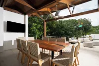 CASA TURRÚ Charming 3 bedroom home special for reconnecting  nature and family.