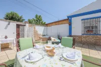 Rural House in Seville with Private Pool Villa Montecármelo, Sanlúcar la Mayor