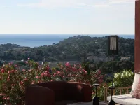 Charming farmhouse with infinity pool and magnificent panoramic sea view