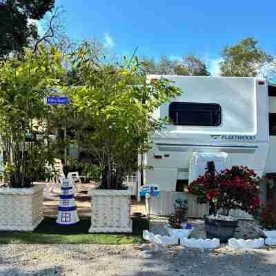 Cozy 1-bedroom mobile home with AC, WiFi in enchanting Key Largo Hotel Exterior