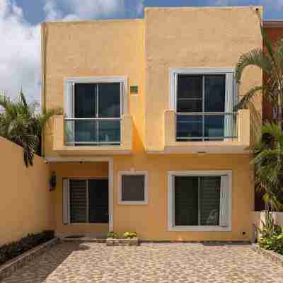 Luxury House 25 for 6-7 p, with Pool Cancun! Hotel Exterior