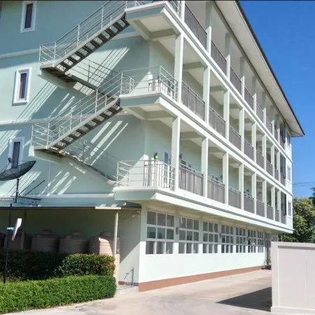 J-House Phetchaburi
