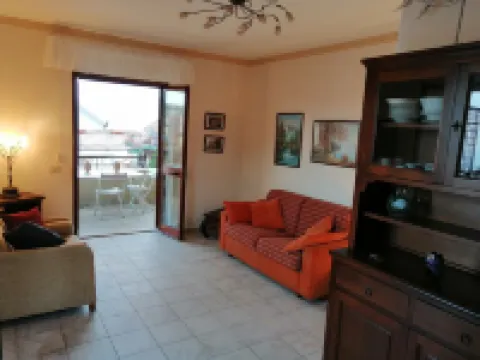 Accommodation on the hill of Letojanni, 5 km from Taormina. Hotels in Letoianni