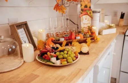 Little White Barn - Private 20 Acre Escape w/ Pond