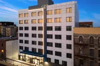 GLō Best Western Bronx NYC Hotel in zona Wien Stadium