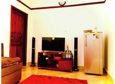 Convenient, beautiful one bedroom apartment. Hotels in 