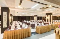 The Legacy Hotel Hotels in Nonthaburi