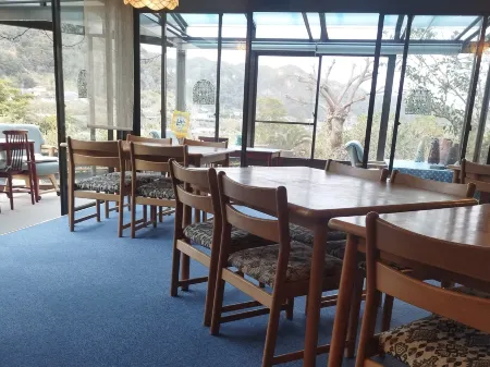 Pension Armor Отели рядом со станцией Станция Ава-Камогава JR