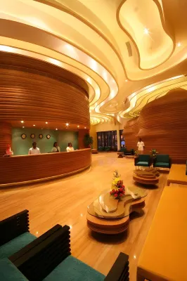 The Golden Crown Hotel & Spa, Colva 마조르다 호텔