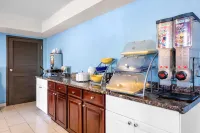 Days Inn by Wyndham Hoover Birmingham - Desayuno