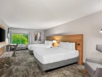 Radisson Hotel Portland Airport Hotels near Alberta Street