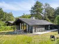 "Felis" - 575m from the sea Hotels in Hojby