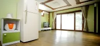 แบนดี ฮวังโท เพนชั่น - ที่มีที่จอดรถ