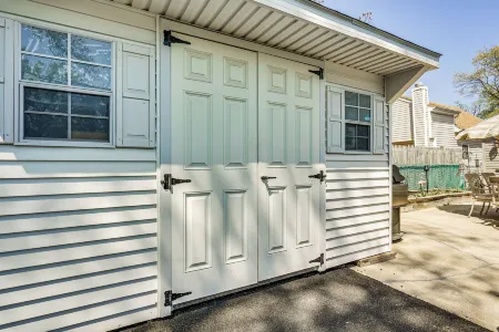 New Jersey Abode - Near Theme Parks, Walk to Beach