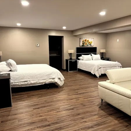 Four Seasons Inn