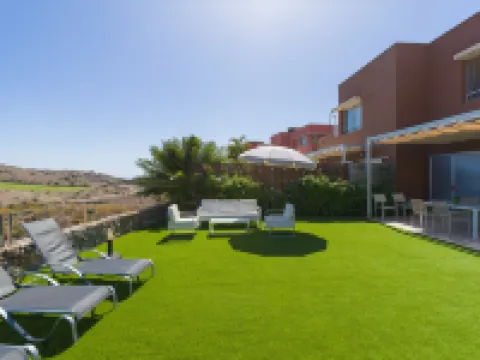 Chalet in Salobre with Private Heated Pool