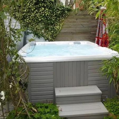 Apartment in Normandy near Pebble Beach