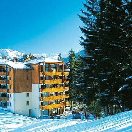 Alpine Studio w/ Balcony