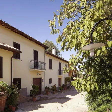 Farmhouse in Lazio with Lake Bolsena Views