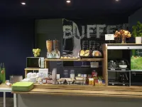 宜必思快捷紹萊中心酒店 - 早餐