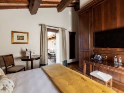 Holiday Home in Bologna with Hot Tub & Spa