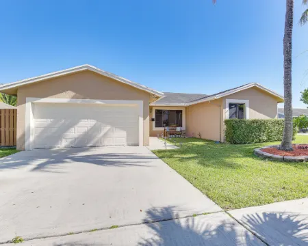 Pet-Friendly Sunrise Escape w/ Patio, Near Beaches Hotels in Sunrise