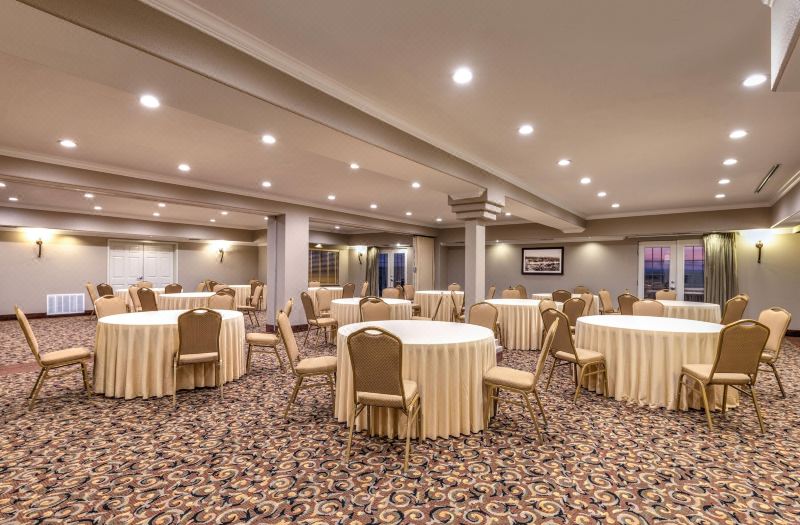 La Quinta Inn & Suites by Wyndham Marble Falls photo 4
