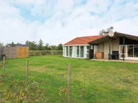 6 person holiday home in Ulfborg-By Traum - piscina