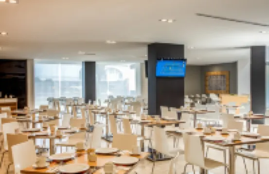 費斯塔蒙特雷拉費酒店