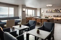 貝克斯菲爾德會展中心萬豪酒店 - 早餐