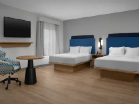 ハンプトン  イン & スイーツ トゥペロ / バーンズ クロッシング トゥーペロのホテル